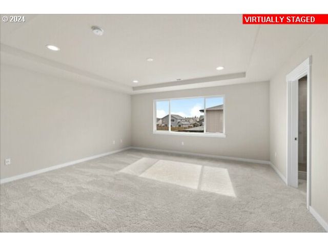 10060 Se VRADENBURG Rd 397, Happy Valley, OR 97086