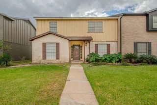 5975 Townhouse Lane, Beaumont, TX 77707