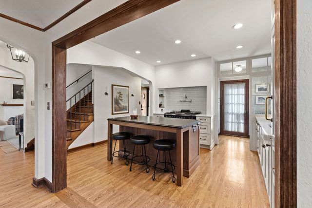 2220 Saint Anthony Parkway, Minneapolis, MN 55418