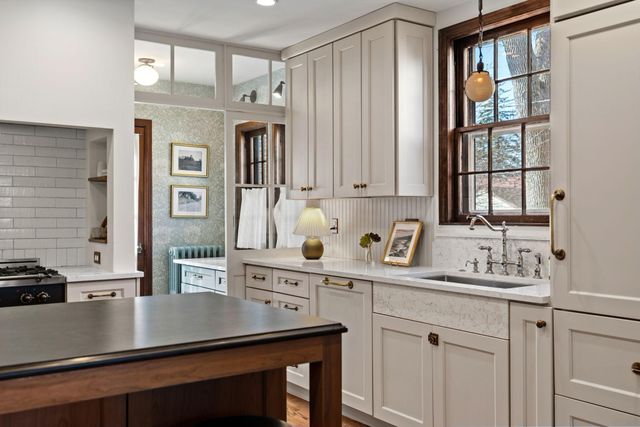 2220 Saint Anthony Parkway, Minneapolis, MN 55418