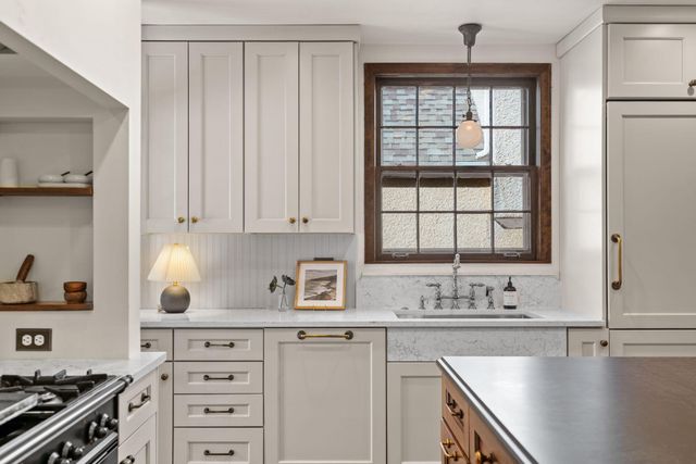 2220 Saint Anthony Parkway, Minneapolis, MN 55418