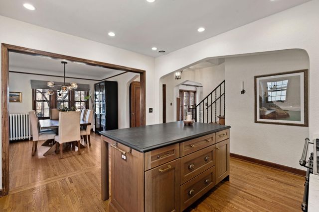 2220 Saint Anthony Parkway, Minneapolis, MN 55418