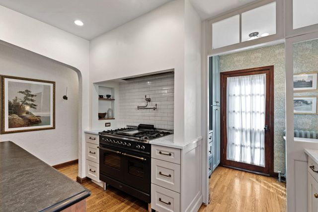 2220 Saint Anthony Parkway, Minneapolis, MN 55418