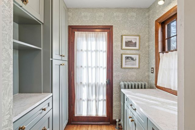 2220 Saint Anthony Parkway, Minneapolis, MN 55418