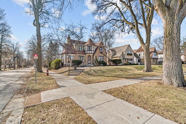 2220 Saint Anthony Parkway, Minneapolis, MN 55418