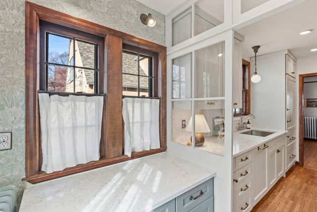 2220 Saint Anthony Parkway, Minneapolis, MN 55418