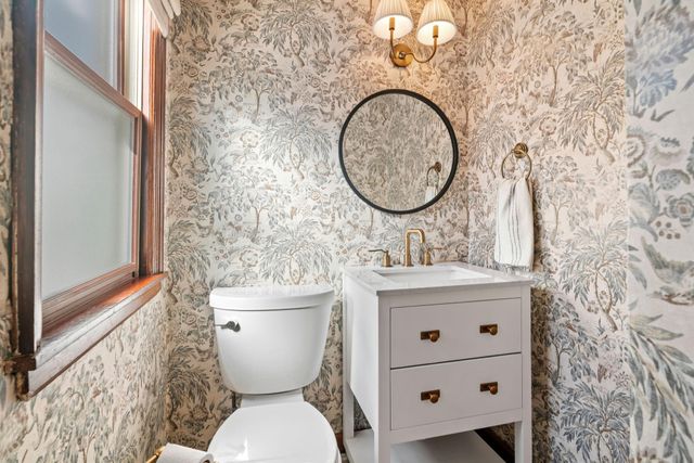 2220 Saint Anthony Parkway, Minneapolis, MN 55418