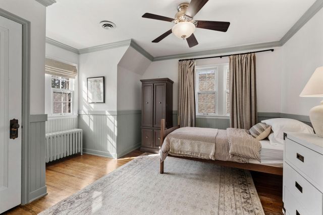 2220 Saint Anthony Parkway, Minneapolis, MN 55418