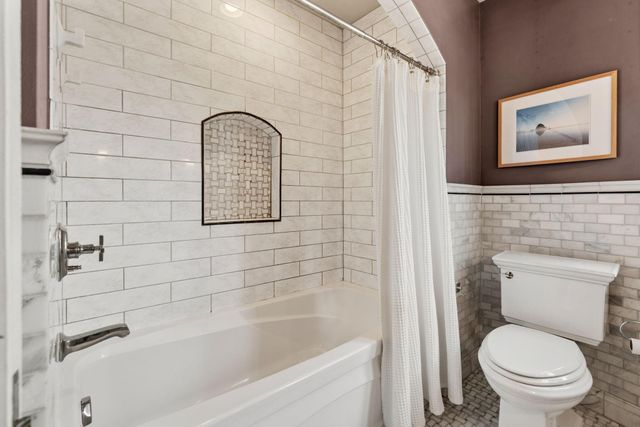 2220 Saint Anthony Parkway, Minneapolis, MN 55418