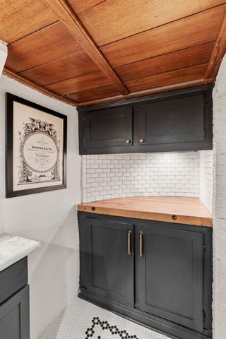 2220 Saint Anthony Parkway, Minneapolis, MN 55418