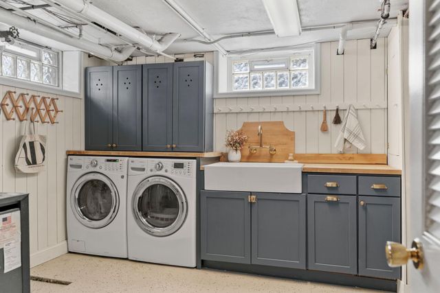 2220 Saint Anthony Parkway, Minneapolis, MN 55418