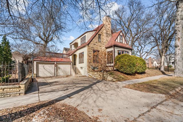 2220 Saint Anthony Parkway, Minneapolis, MN 55418