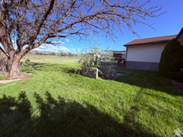 588 N 4500 W, West Point, UT 84015