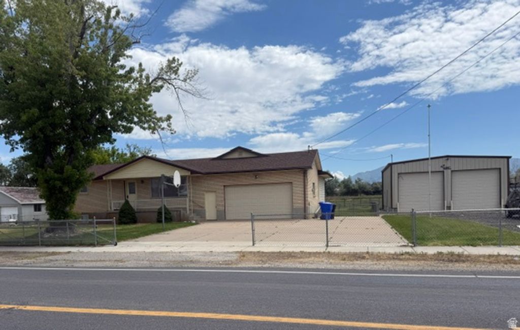 588 N 4500 W, West Point, UT 84015