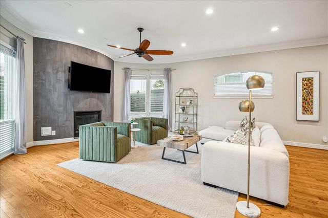 1502 Whispering Pines Drive, Houston, TX 77055