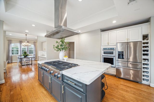 1502 Whispering Pines Drive, Houston, TX 77055