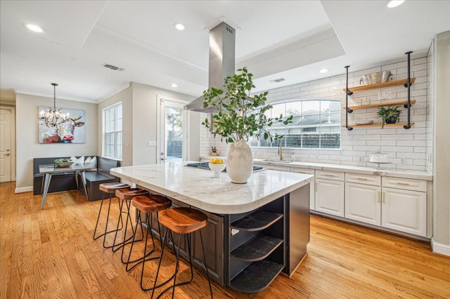 1502 Whispering Pines Drive, Houston, TX 77055