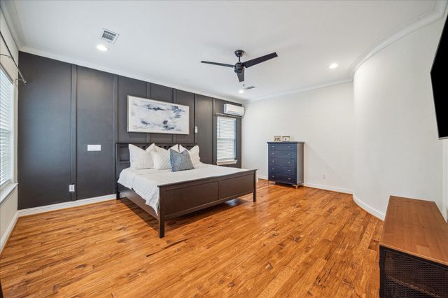 1502 Whispering Pines Drive, Houston, TX 77055