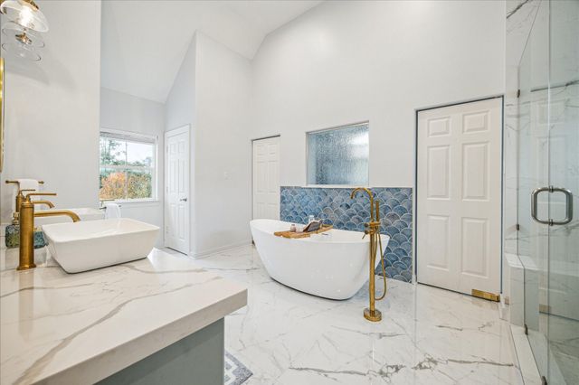 1502 Whispering Pines Drive, Houston, TX 77055