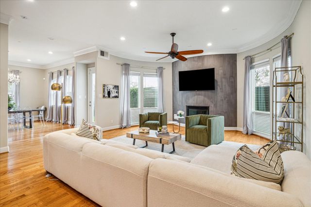 1502 Whispering Pines Drive, Houston, TX 77055