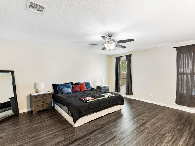 2120 Shawnee Trail, Fort Worth, TX 76247