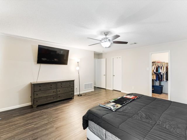 2120 Shawnee Trail, Fort Worth, TX 76247