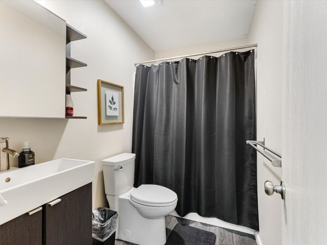 2120 Shawnee Trail, Fort Worth, TX 76247