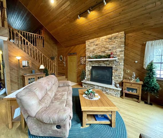 N10709 STATE HIGHWAY 13, Phillips, WI 54555