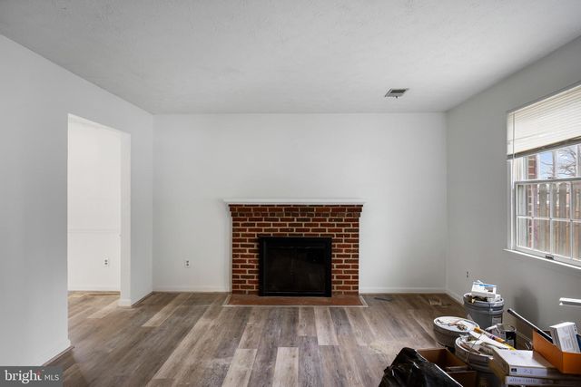 153 BUCKINGHAM DR, Stephens City, VA 22655