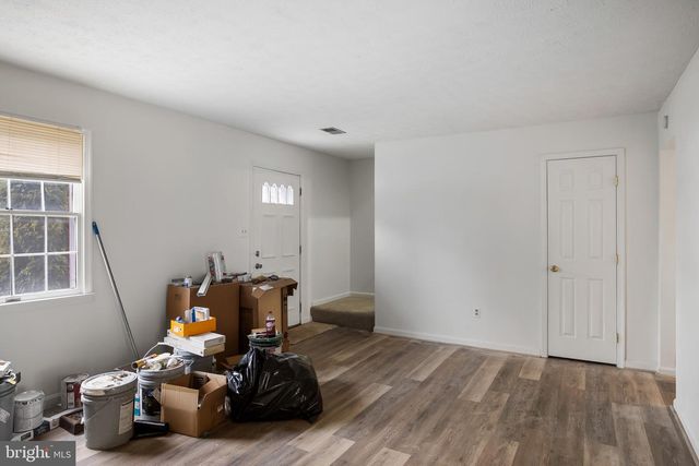 153 BUCKINGHAM DR, Stephens City, VA 22655