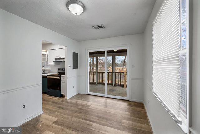 153 BUCKINGHAM DR, Stephens City, VA 22655