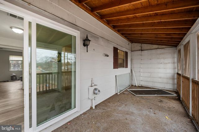 153 BUCKINGHAM DR, Stephens City, VA 22655