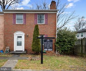 153 BUCKINGHAM DR, Stephens City, VA 22655
