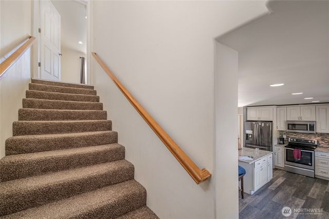 2116 Canal Boulevard, East Wenatchee, WA 98802