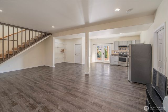 2116 Canal Boulevard, East Wenatchee, WA 98802