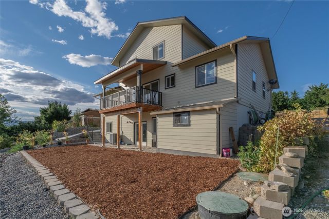 2116 Canal Boulevard, East Wenatchee, WA 98802
