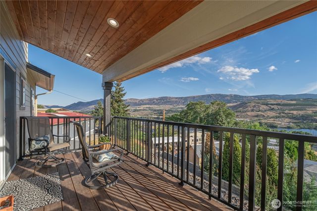 2116 Canal Boulevard, East Wenatchee, WA 98802