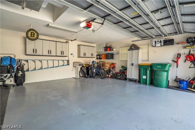 4356 Mistlethrush LN, Naples, FL 34119