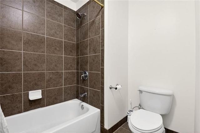 1613 Dupont Commons Drive NW, Atlanta, GA 30318