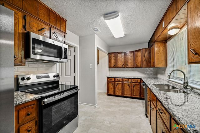 1404 Farhills Drive, Killeen, TX 76549