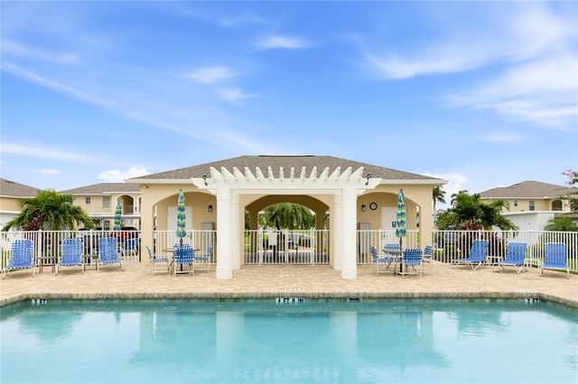 5800 SABAL TRACE DRIVE 105, North Port, FL 34287