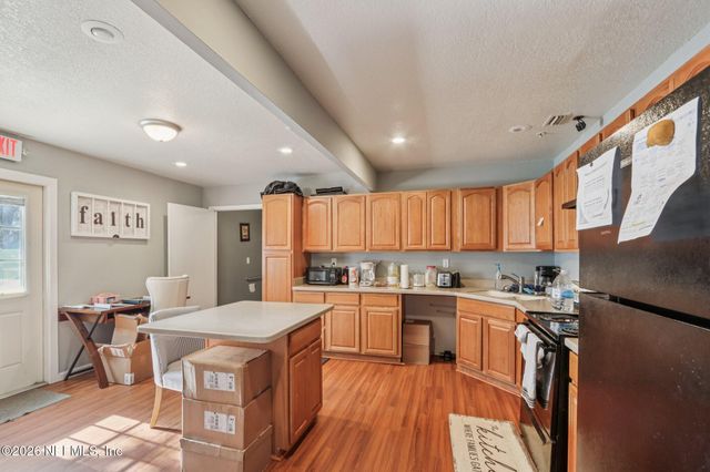 560 W 67TH Street, Jacksonville, FL 32208