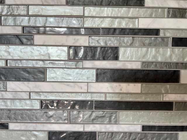 6285 E 28th Street N, Newton, IA 50208