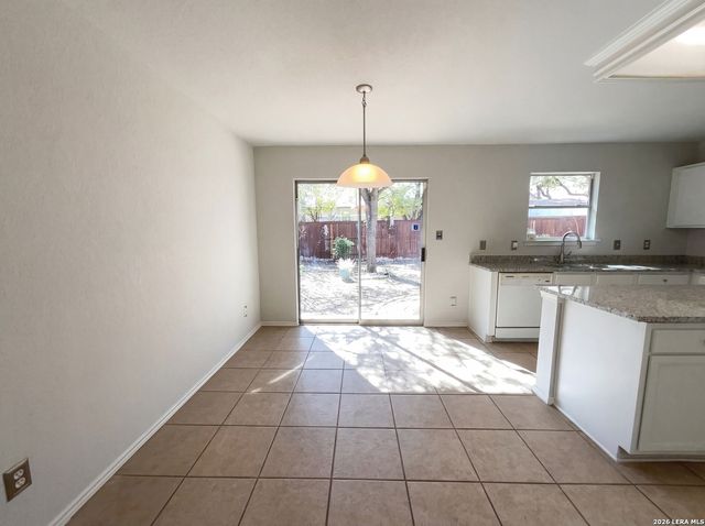 7223 Avator Bay, San Antonio, TX 78250