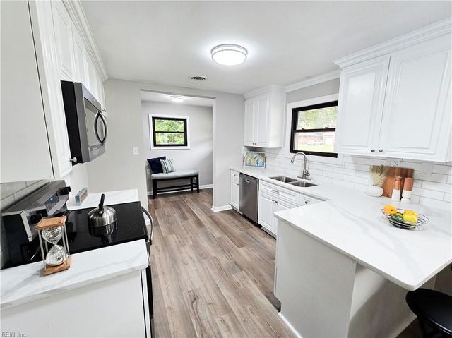 26 Groome RD, Newport News, VA 23601