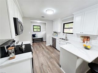 26 Groome RD, Newport News, VA 23601