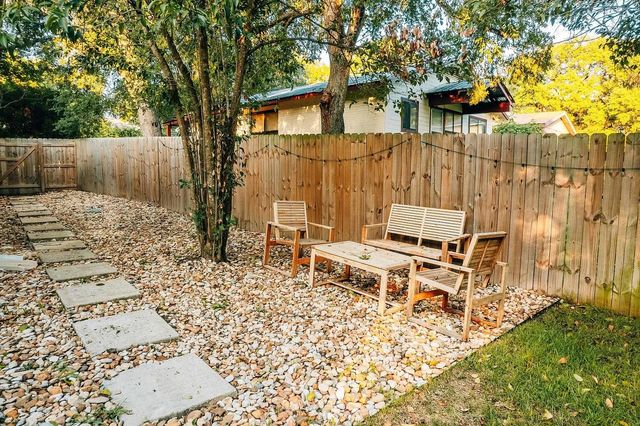 1008 Walter ST, Austin, TX 78702