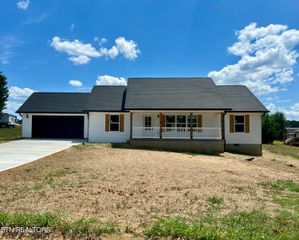 104 Meadow Lane, Vonore, TN 37885