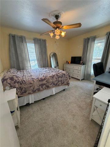 2219 Edgebrook Ave, Brookline, PA 15226