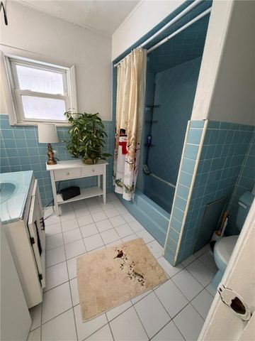 2219 Edgebrook Ave, Brookline, PA 15226